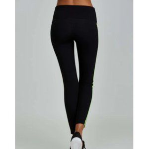 NWT Noli Yoga Energy Side-Stripe Leggings in Black w/ Pink Side Stripe